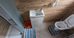 Large Double Room For a Single Occupant Only. Professionals Only. Not Suitable For Students. Fully Furnished. All Bills Included. Minimum 6 Month Contract.