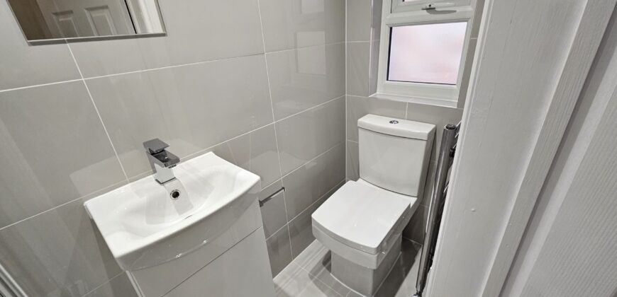 NEWLY REFURBISHED, Spacious 6 Double Bed Semi Detached House, Ample Driveway Parking, Ideal for Placement Students