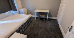 Spacious Superior 6 Double Bed 3 Bath House, Massive Communal Lounge / Kitchen