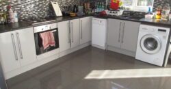Top Quality, Spacious 6 Double Bed 3 Bath House, Massive Communal Lounge / Kitchen, Recently Refurbished