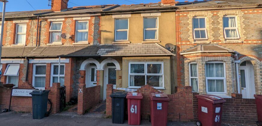 Spacious Superior 6 Double Bed 2 Bath House, Ideal for Students