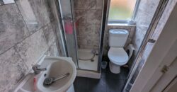 Spacious Superior 6 Double Bed 2 Bath House, Ideal for Students