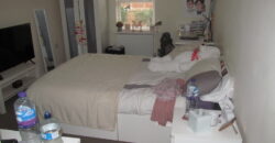 Top Quality, Spacious, 8 Double Bedroom House All Bedrooms Have En Suite Shower Rooms