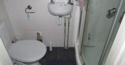 Top Quality, Spacious, 8 Double Bedroom House All Bedrooms Have En Suite Shower Rooms
