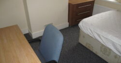 Spacious 5 Double Bed House, Close To University, Nearby Shops And Transport Links