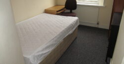 Spacious 5 Double Bed House, Close To University, Nearby Shops And Transport Links