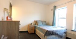 Spacious Superior 6 Double Bedroom 2 Bath House, Ideal for Students, Close To University