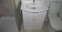 Spacious 5 Double Bed House, Close To University, Nearby Shops And Transport Links