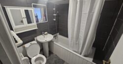 Refurbished 3 Double Bed House with spare room Ideal for University students