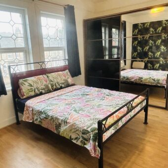 Large Double Room, Available In A Lovely & Professional 6-Bedroom, House INC ALL BILLS
