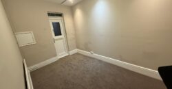 HIGH QUALITY 4-BEDROOM HOUSE WITH 2-BATHROOMS, CLOSE TO TOWN CENTRE AND READING UNIVERSITY
