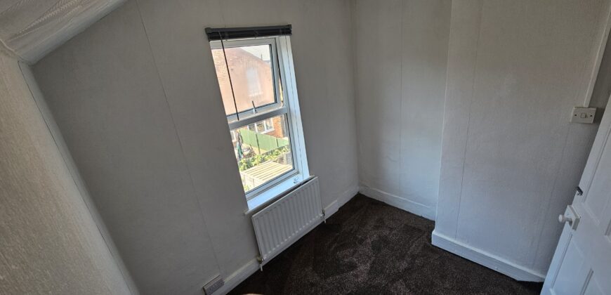 Newly refurbished three bedroom property with two bathrooms and two reception rooms. Close to town centre, with good local amenities