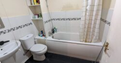 Spacious 2 Double Bedroom Flat, Off Road Parking, Ideal for the Hospital, Thames Valley Park