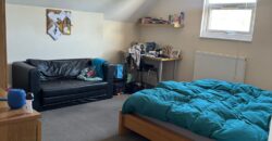 Top Quality, Spacious, 9 Double Bedroom House all Bedrooms have Own Shower Rooms