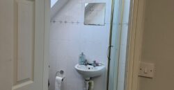 Top Quality, Spacious, 9 Double Bedroom House all Bedrooms have Own Shower Rooms