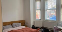 Top Quality, Spacious, 9 Double Bedroom House all Bedrooms have Own Shower Rooms